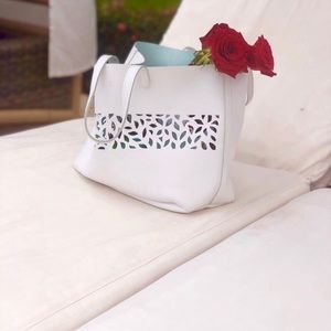 Meet your Posher, Greta